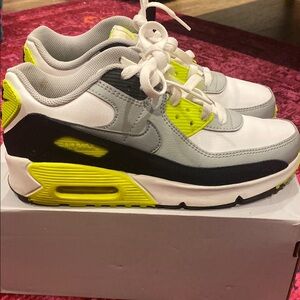 Nike Air Max 90 GS Size 6.5